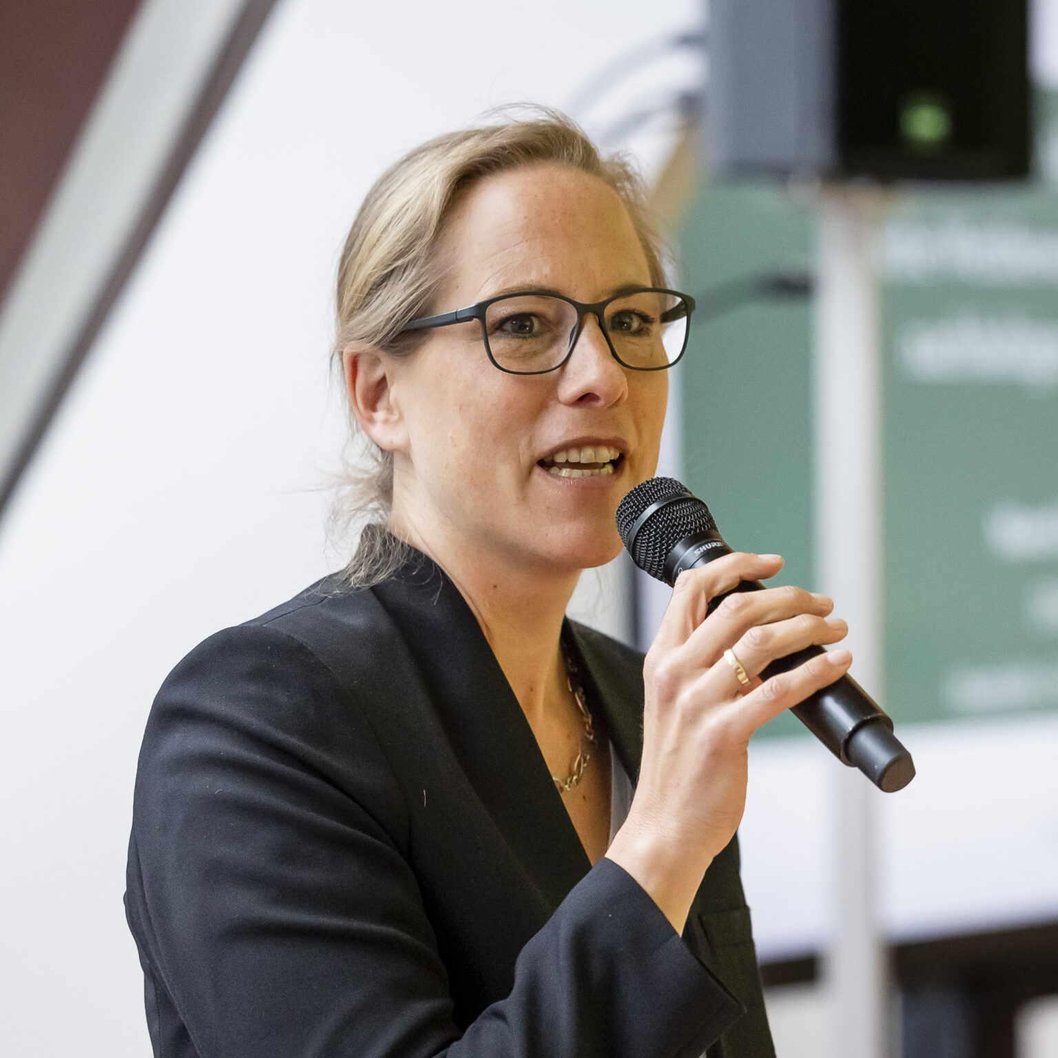 Prof. Dr. Katharina Reuter - SUSTAINABLE ECONOMY SUMMIT