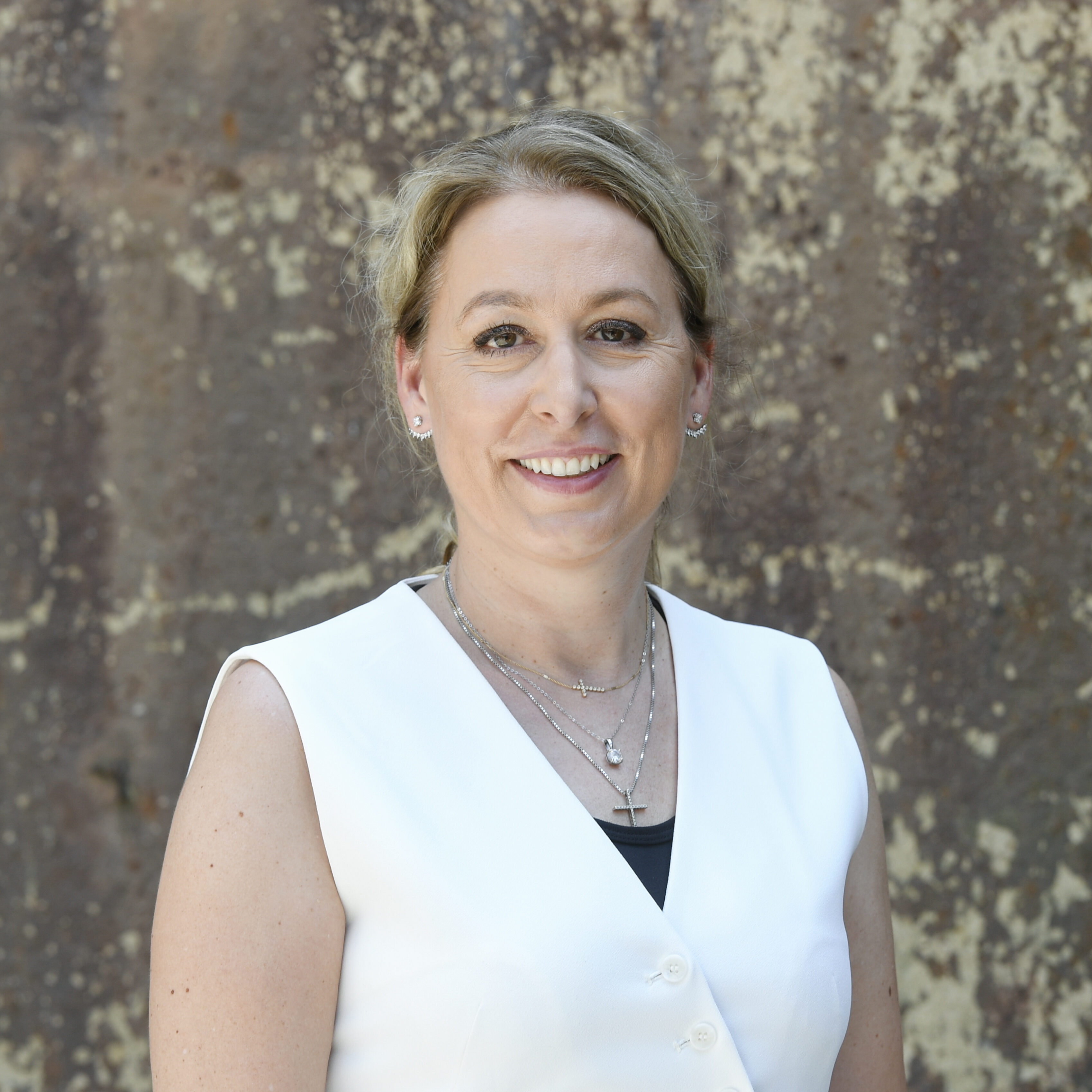 Dr. Christine Lemaitre